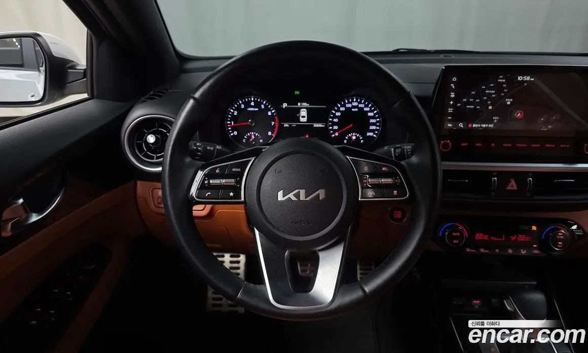Kia K3 2023 1.6 автомат (гидро), фото 18