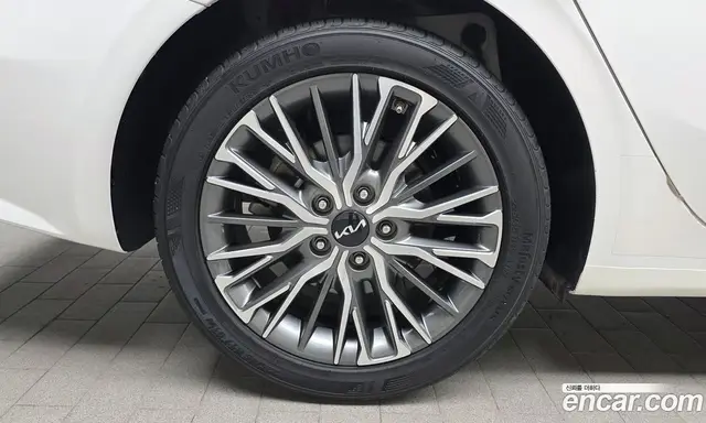 Kia K3 2023 1.6 автомат (гидро), миниатюра 4