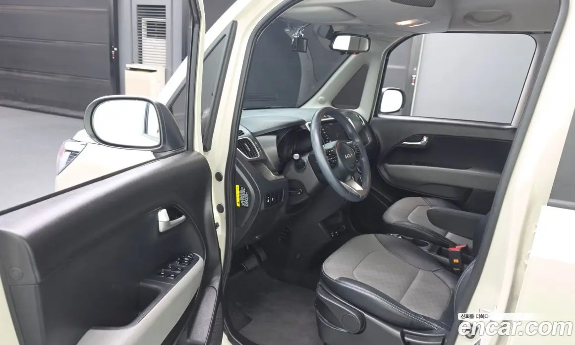 Kia Ray 2022 1.0 автомат (гидро), фото 13