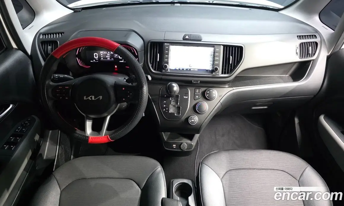 Kia Ray 2023 1.0 автомат (гидро), фото 9