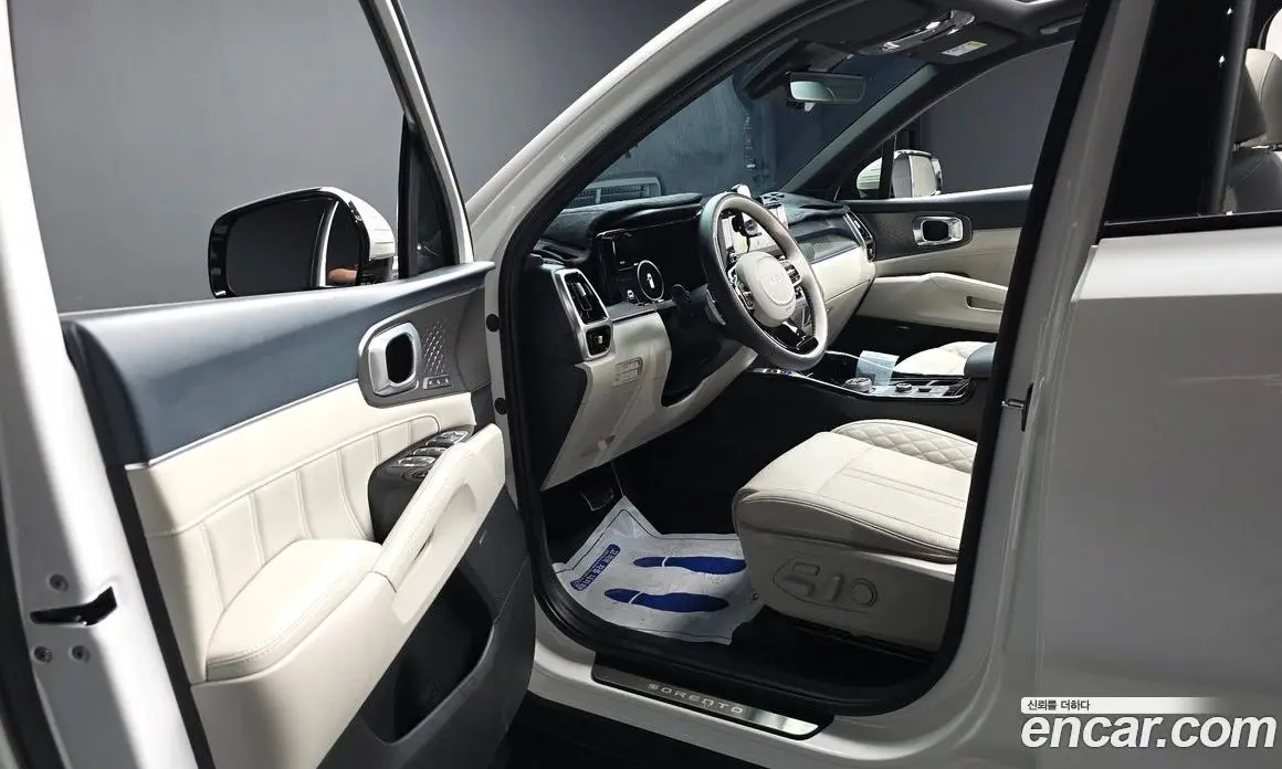 Kia Sorento 2023 1.6 автомат (гидро), фото 13