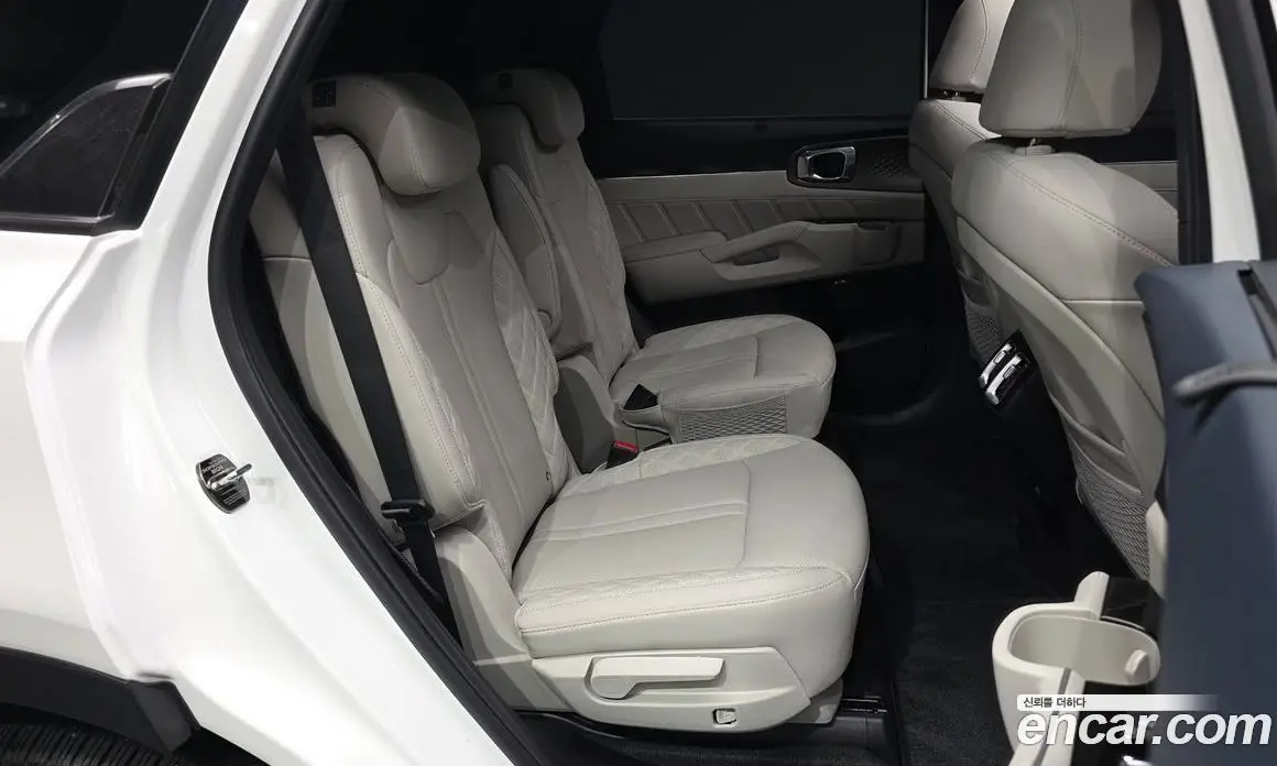 Kia Sorento 2023 1.6 автомат (гидро), фото 18