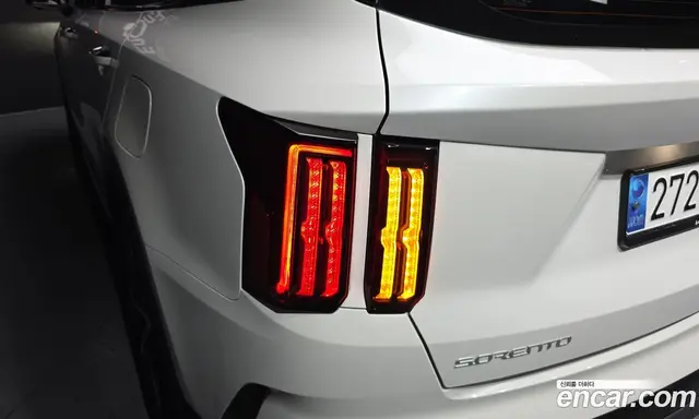 Kia Sorento 2023 1.6 автомат (гидро), миниатюра 9