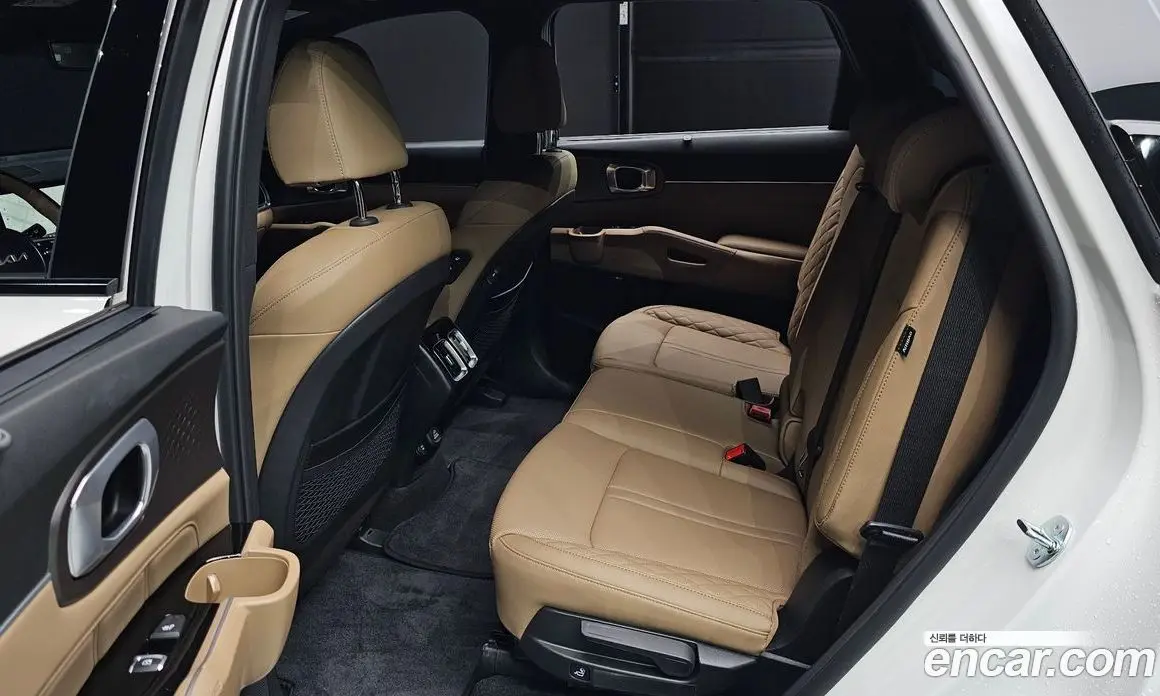 Kia Sorento 2024 1.6 автомат (гидро), фото 17