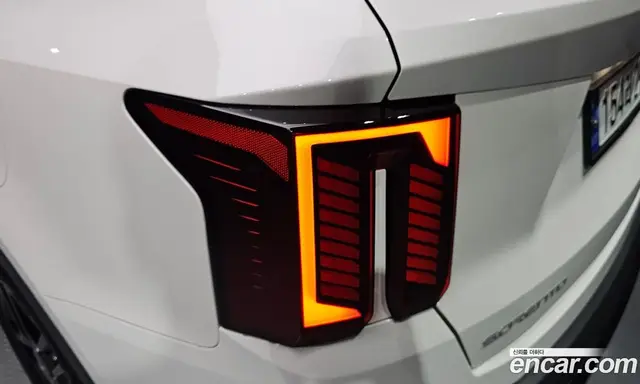 Kia Sorento 2024 1.6 автомат (гидро), миниатюра 9