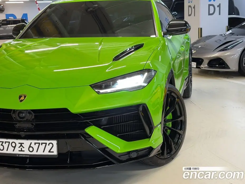 Lamborghini Urus 2023 4.0 автомат (гидро), фото 3