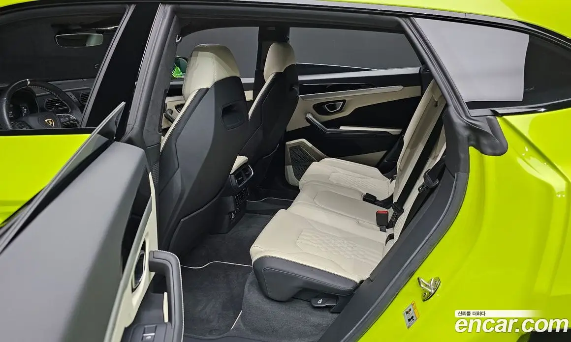 Lamborghini Urus 2023 4.0 автомат (гидро), фото 13
