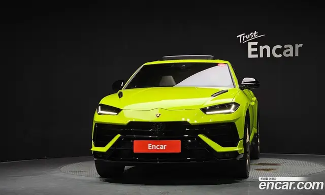 Lamborghini Urus 2023 4.0 автомат (гидро), миниатюра 3