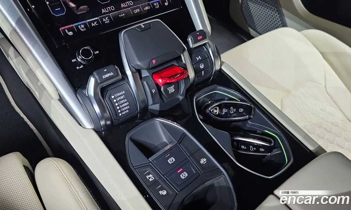 Lamborghini Urus 2023 4.0 автомат (гидро), фото 9