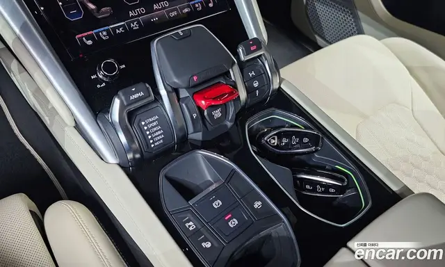 Lamborghini Urus 2023 4.0 автомат (гидро), миниатюра 9