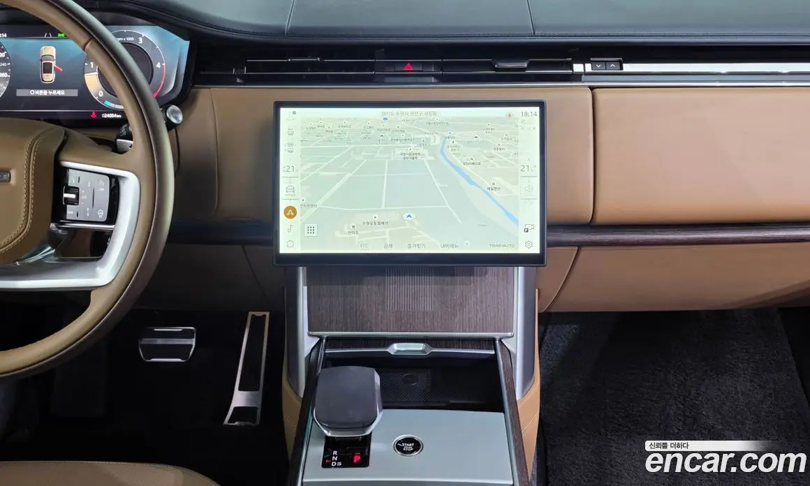 Land Rover Range Rover 2025 3.0 автомат (гидро), фото 14