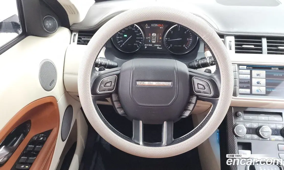 Land Rover Range Rover Evoque 2013 2.2 автомат (гидро), фото 13