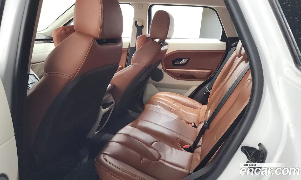 Land Rover Range Rover Evoque 2013 2.2 автомат (гидро), фото 19
