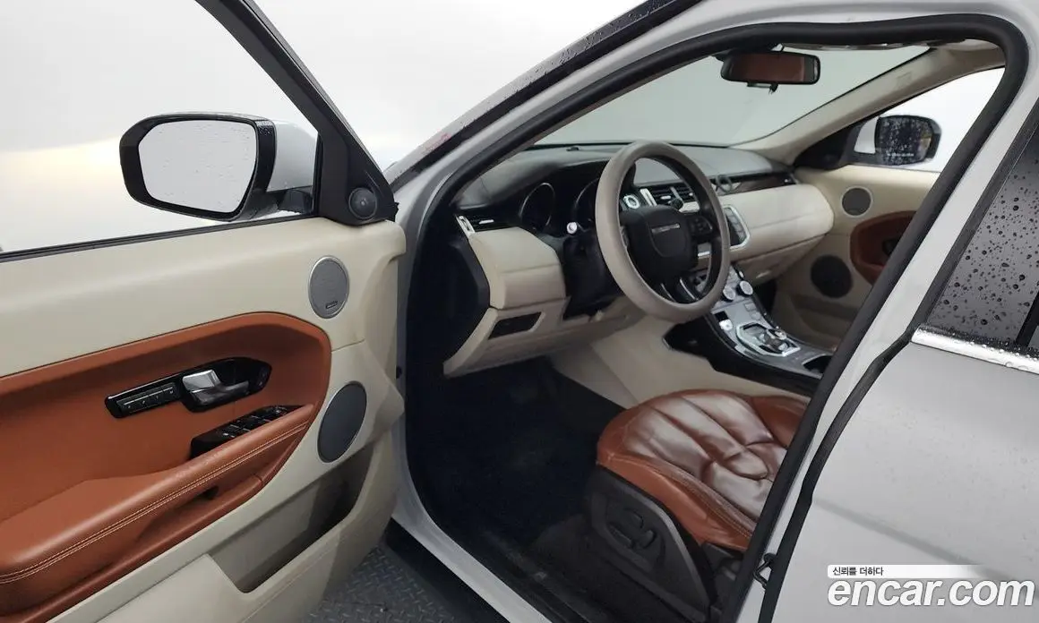 Land Rover Range Rover Evoque 2013 2.2 автомат (гидро), фото 10