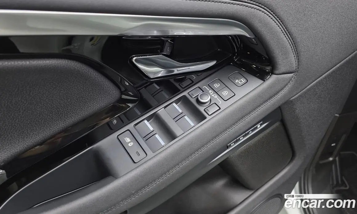 Land Rover Range Rover Evoque 2022 2.0 автомат (гидро), фото 29