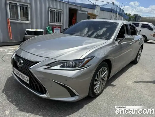 Lexus ES, 2022, 41 802 км
