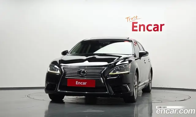 Lexus LS 2014 4.6 автомат (гидро), миниатюра 3