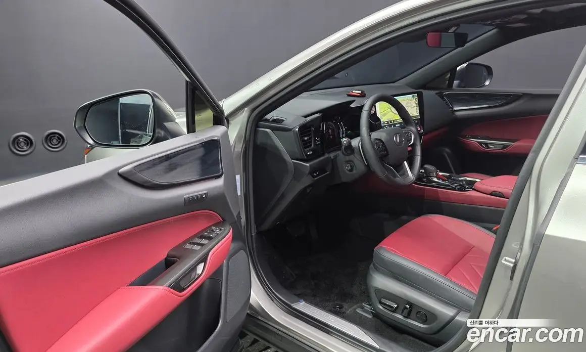 Lexus NX 2025 2.5 автомат (гидро), фото 12