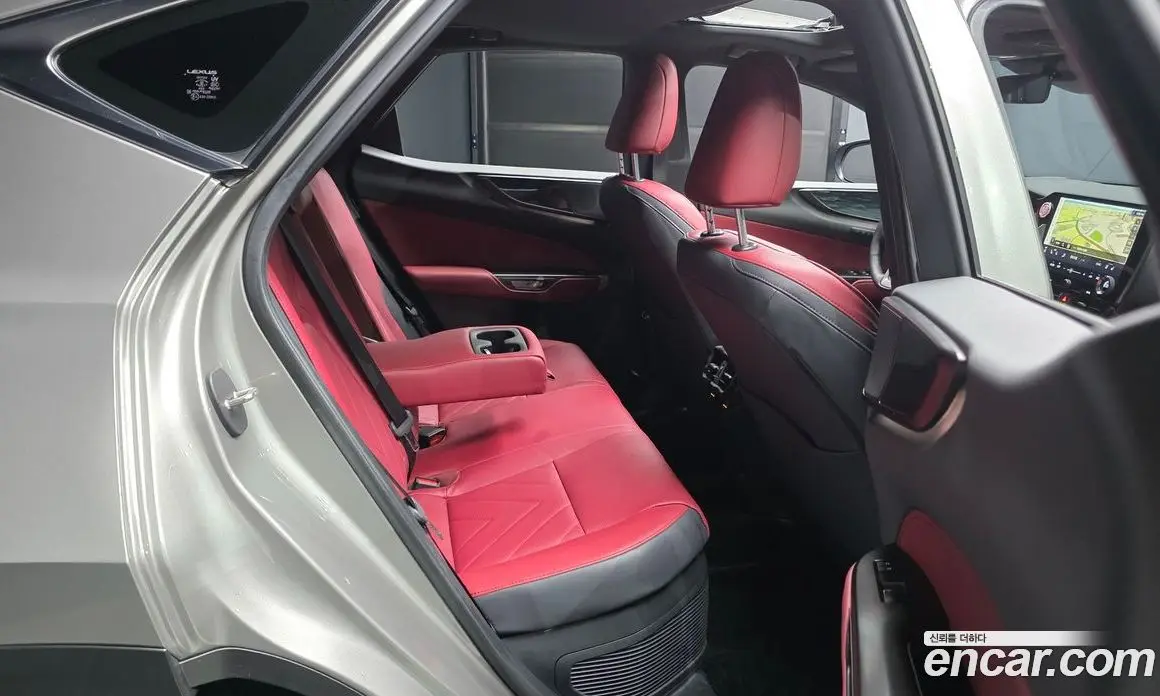 Lexus NX 2025 2.5 автомат (гидро), фото 17