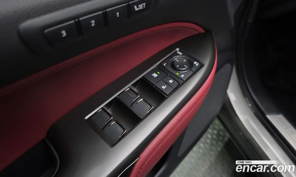 Lexus NX 2025 2.5 автомат (гидро), фото 27