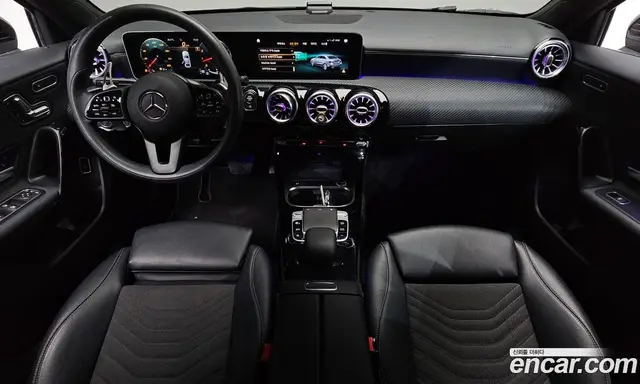 Mercedes-Benz A-Class 2020 2.0 автомат (гидро), миниатюра 9