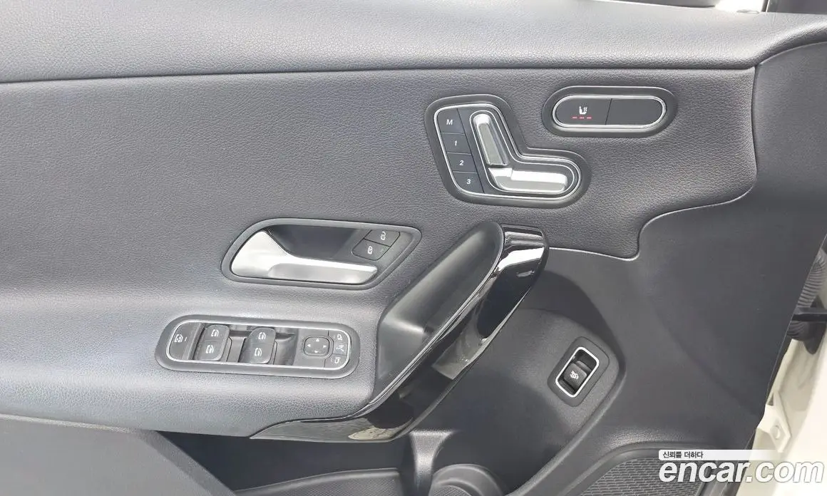 Mercedes-Benz A-Class 2020 2.0 автомат (гидро), фото 29