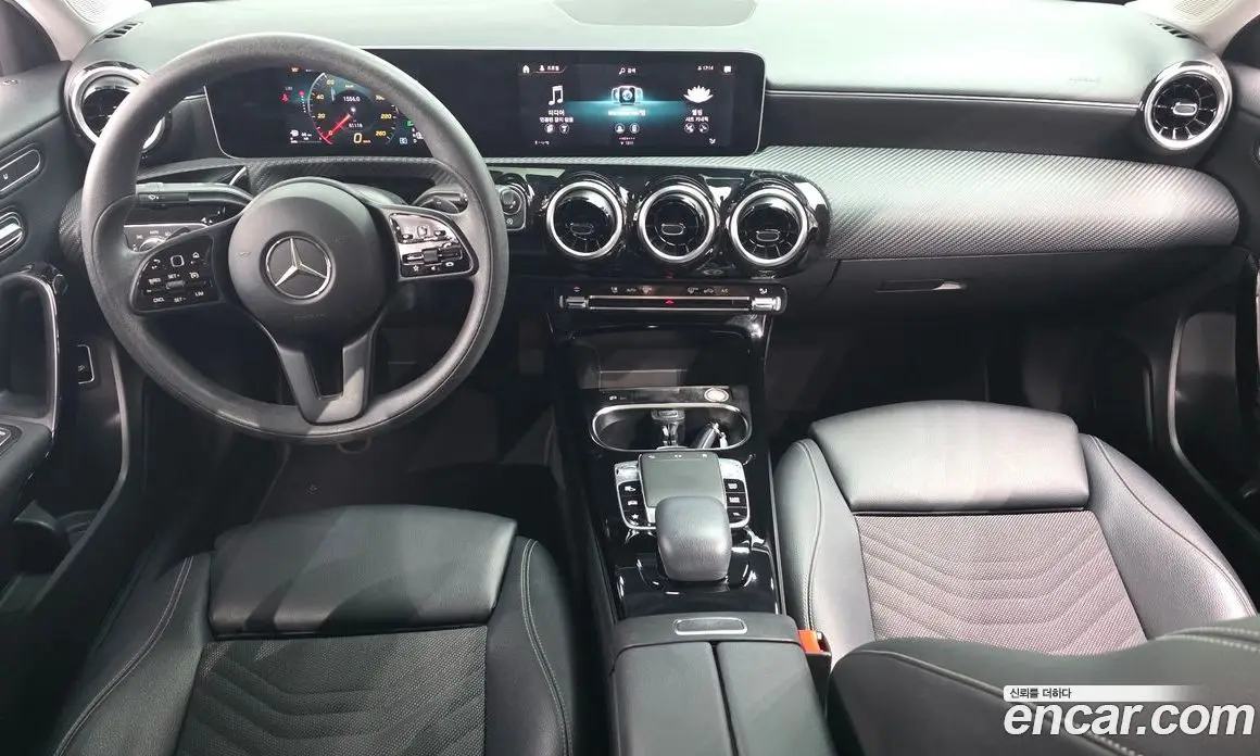 Mercedes-Benz A-Class 2020 2.0 автомат (гидро), фото 9