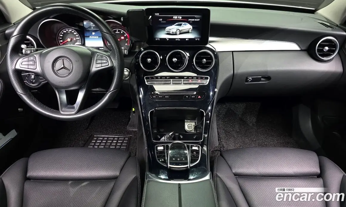 Mercedes-Benz C-Class 2017 2.0 автомат (гидро), фото 7