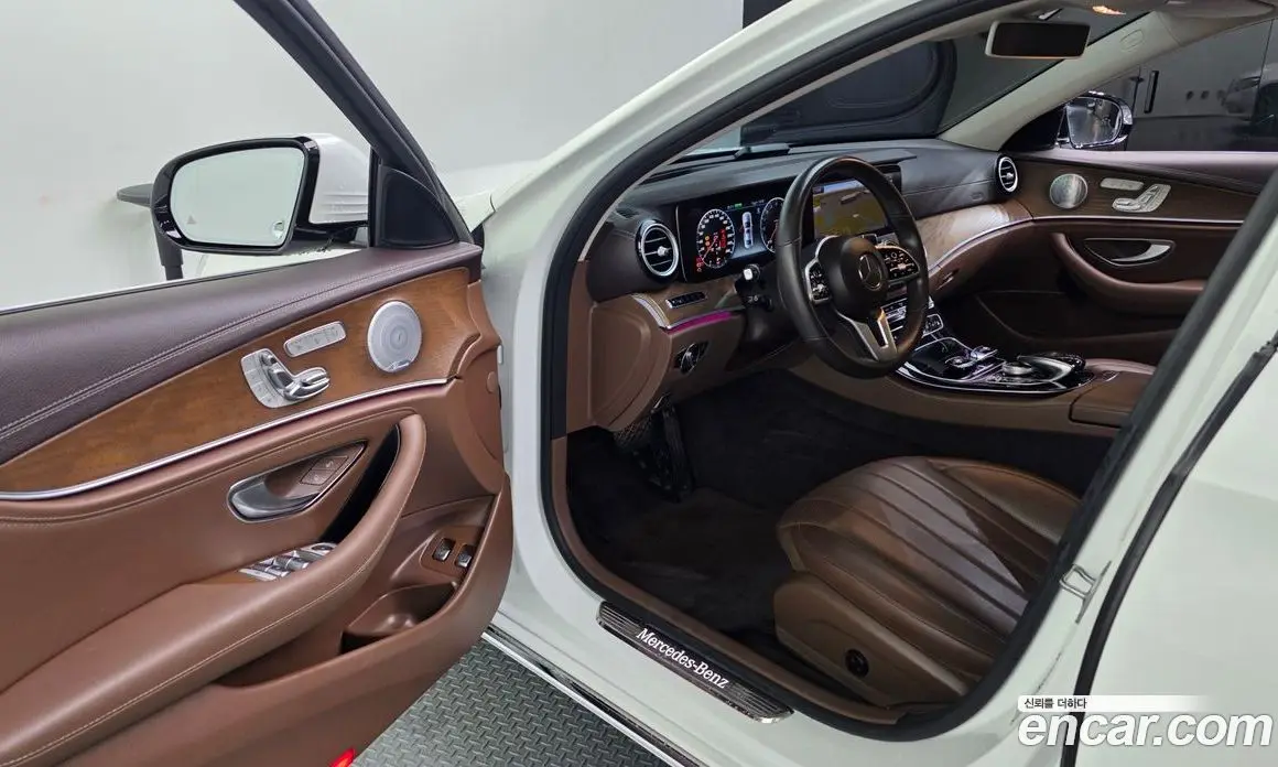 Mercedes-Benz E-Class 2019 2.0 автомат (гидро), фото 13