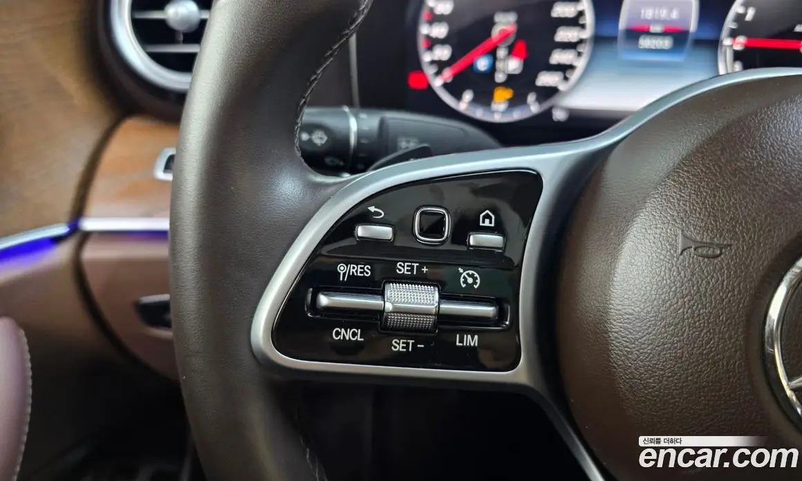 Mercedes-Benz E-Class 2019 2.0 автомат (гидро), фото 33