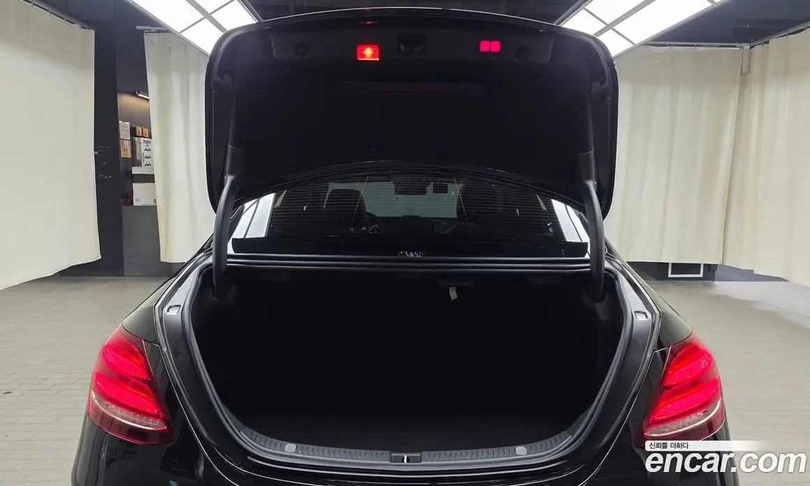 Mercedes-Benz E-Class 2019 2.0 автомат (гидро), фото 21