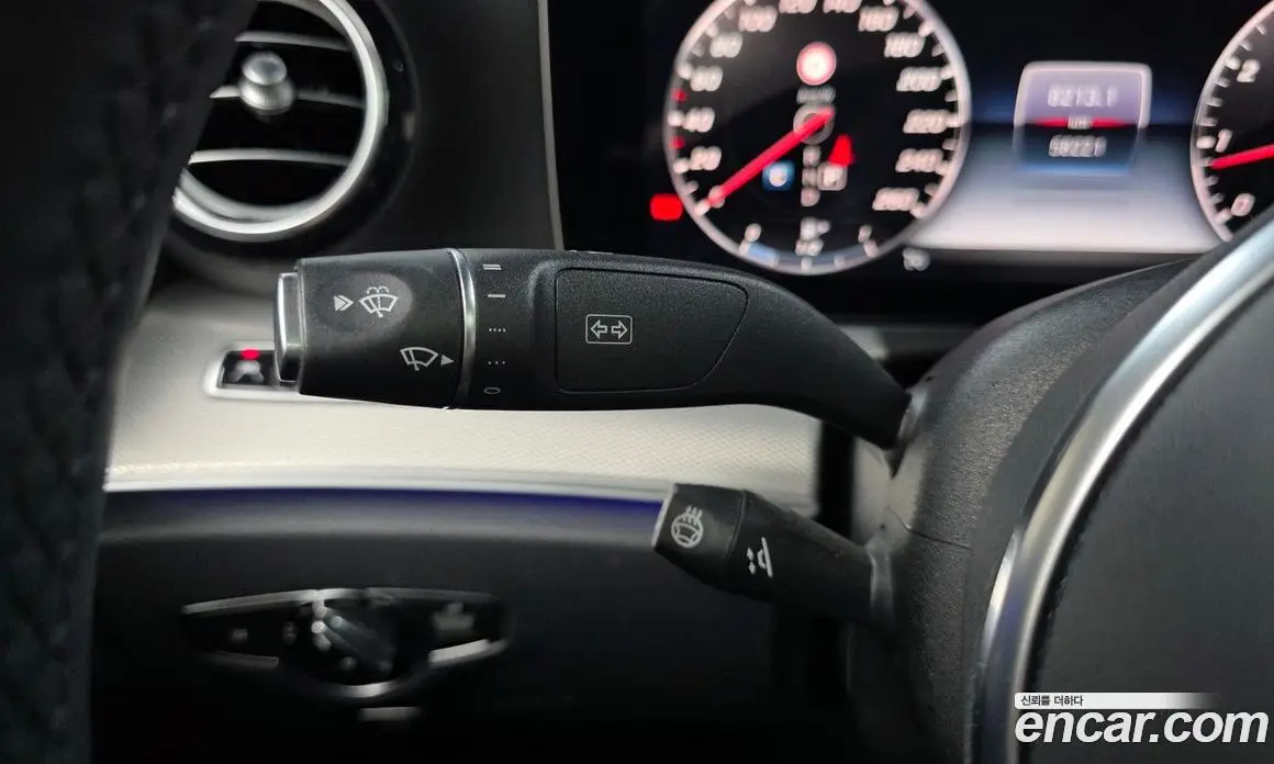 Mercedes-Benz E-Class 2019 2.0 автомат (гидро), фото 25