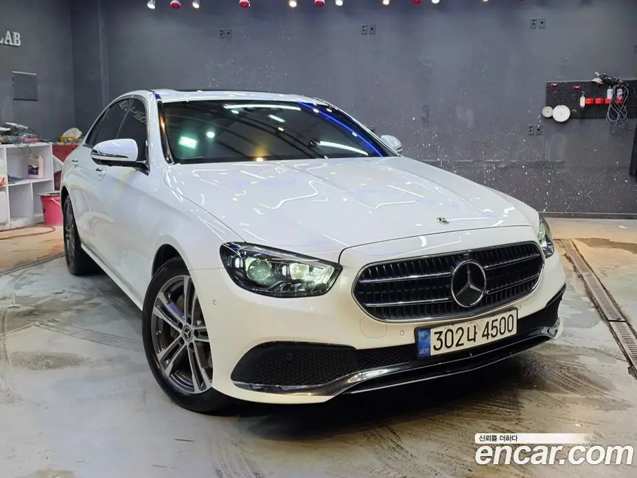 Mercedes-Benz E-Class 2022 2.0 автомат (гидро), фото 5