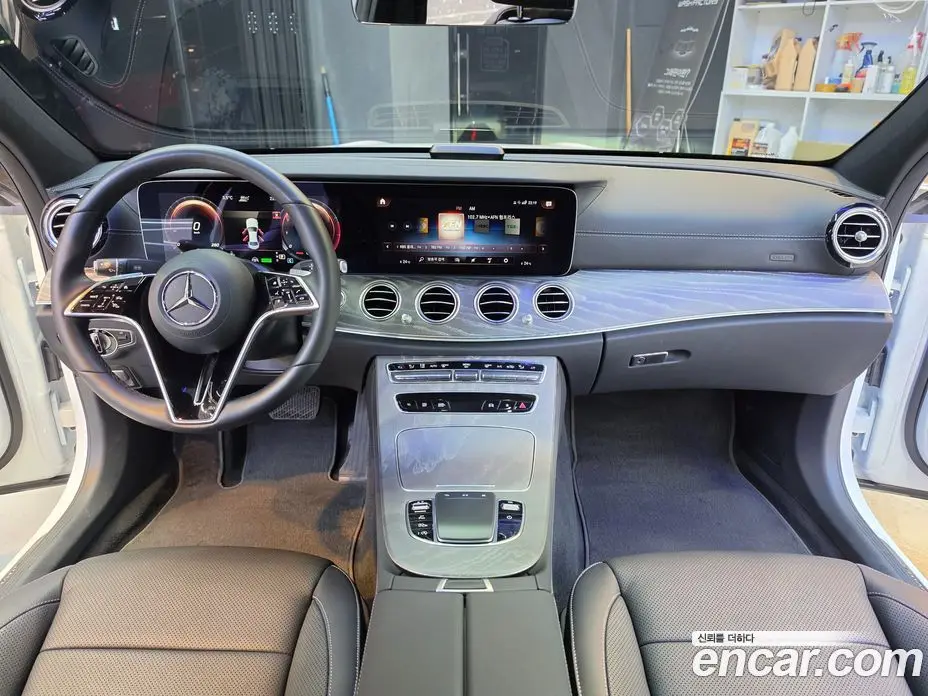 Mercedes-Benz E-Class 2022 2.0 автомат (гидро), фото 9
