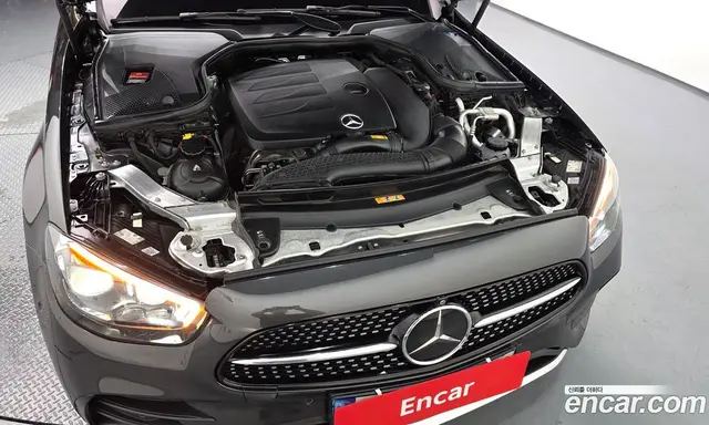 Mercedes-Benz E-Class 2022 2.0 автомат (гидро), миниатюра 6