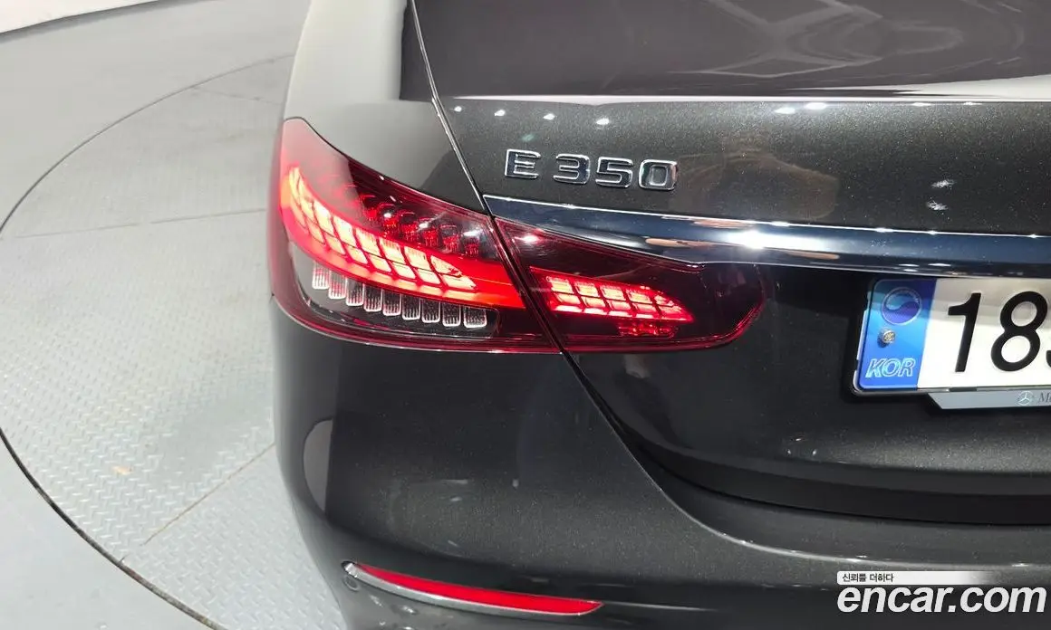 Mercedes-Benz E-Class 2022 2.0 автомат (гидро), фото 9