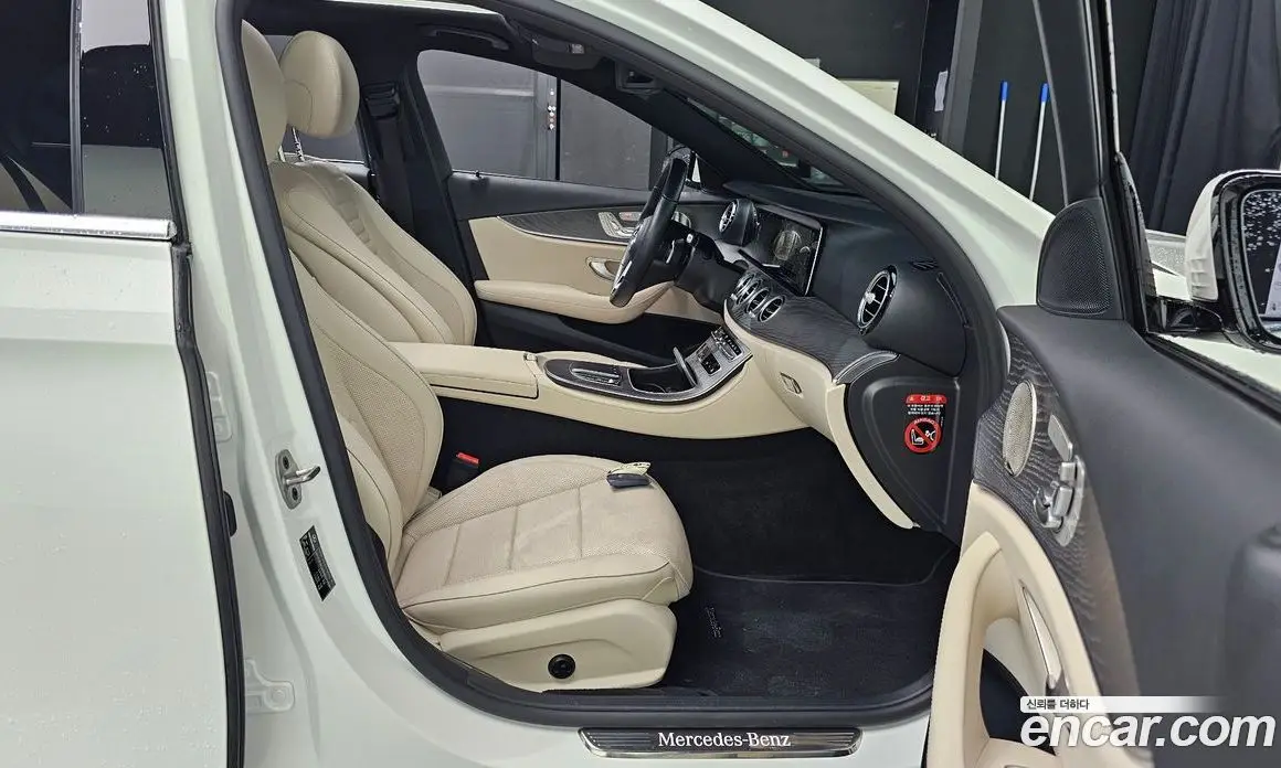 Mercedes-Benz E-Class 2022 2.0 автомат (гидро), фото 18