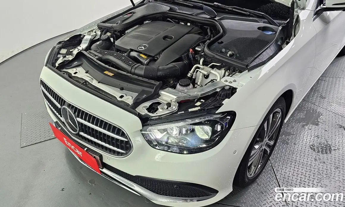 Mercedes-Benz E-Class 2022 2.0 автомат (гидро), фото 6