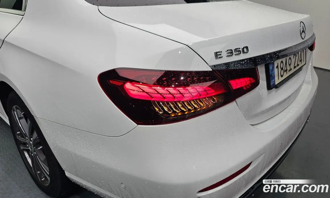 Mercedes-Benz E-Class 2022 2.0 автомат (гидро), фото 9