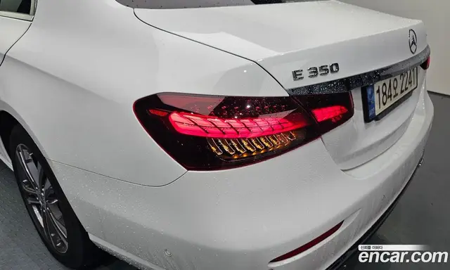 Mercedes-Benz E-Class 2022 2.0 автомат (гидро), миниатюра 9