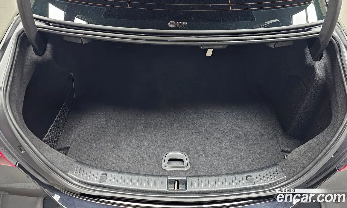 Mercedes-Benz E-Class 2023 2.0 автомат (гидро), фото 22