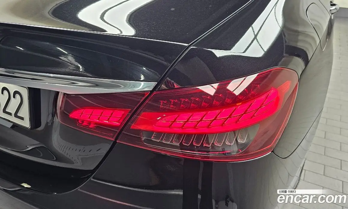 Mercedes-Benz E-Class 2023 2.0 автомат (гидро), фото 8
