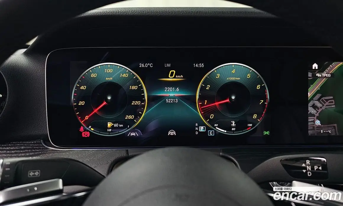Mercedes-Benz E-Class 2023 2.0 автомат (гидро), фото 10