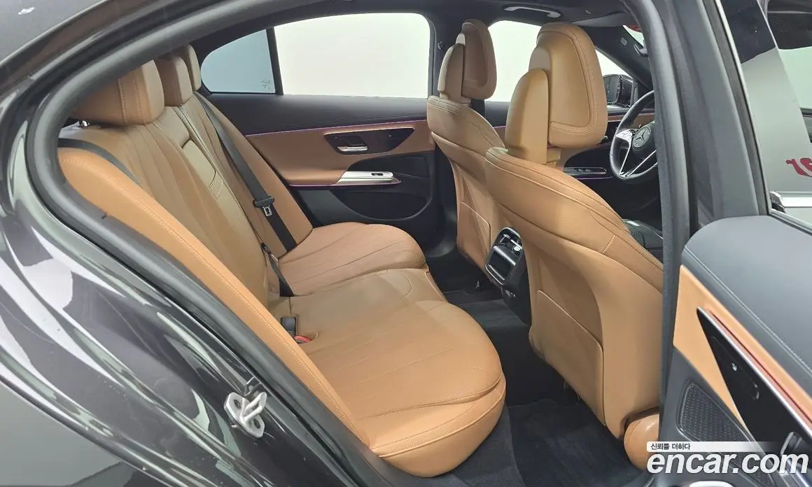 Mercedes-Benz E-Class 2024 2.0 автомат (гидро), фото 20
