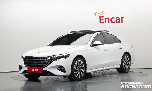 Mercedes-Benz E-Class 2024 2.0 автомат (гидро), миниатюра 1