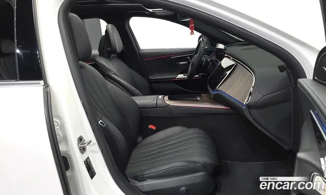 Mercedes-Benz E-Class 2024 2.0 автомат (гидро), миниатюра 11