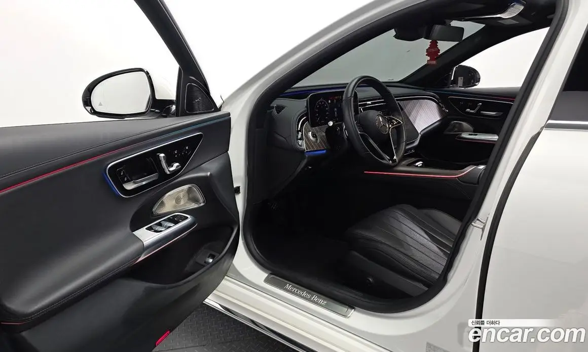 Mercedes-Benz E-Class 2024 2.0 автомат (гидро), фото 10