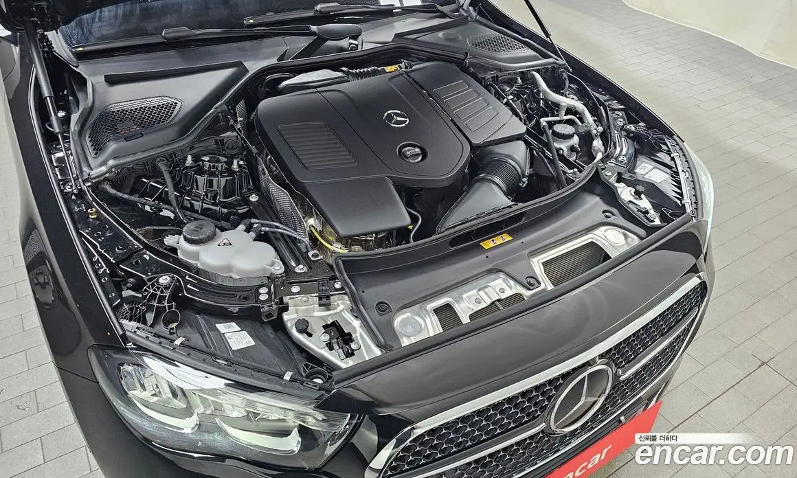 Mercedes-Benz E-Class 2025 2.0 автомат (гидро), фото 5