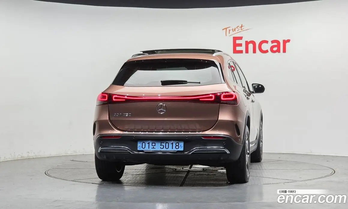 Mercedes-Benz EQA 2022 0.2 автомат (гидро), фото 3