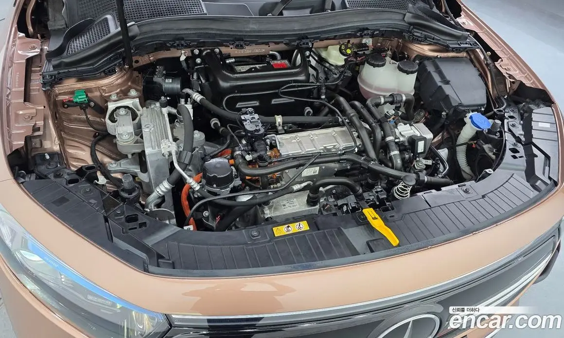 Mercedes-Benz EQA 2022 0.2 автомат (гидро), фото 5